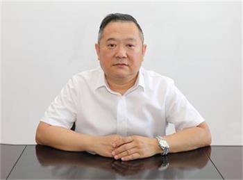 黨委書記、執(zhí)行董事——溫法璽.jpg